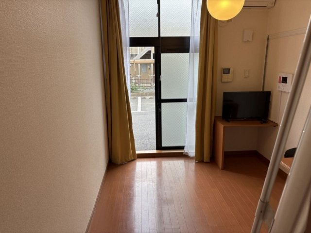 レオパレス藤の居間・リビング
