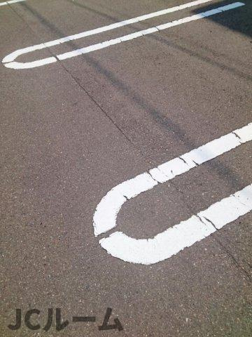 プリートⅠの駐車場