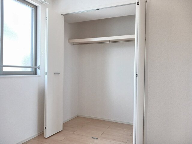 富山市藤木のアパートの収納