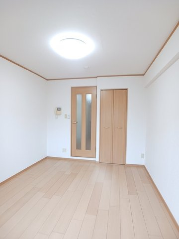 レーベンズ・フロイデの内装