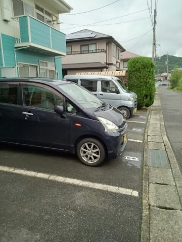 ニューシティウエストリバーの駐車場