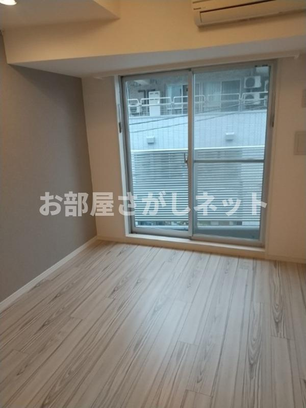 コンシェリア文京大塚【おとり物件なし】の居間・リビング