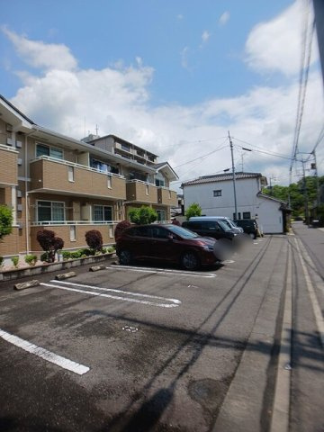 フェリス　道後の駐車場