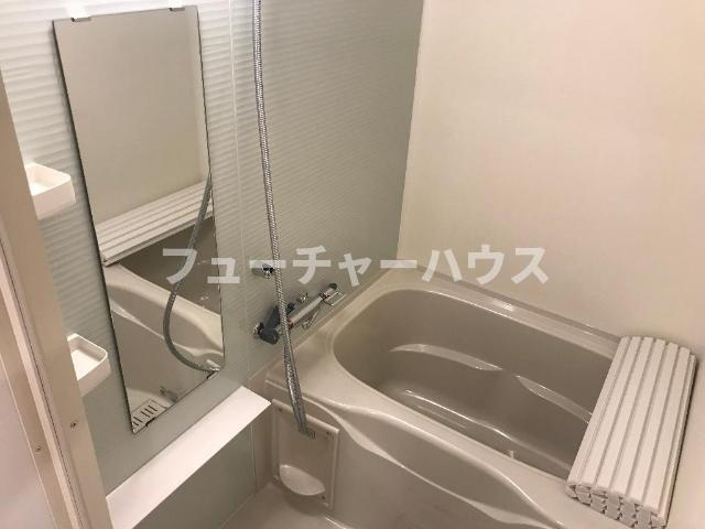 オルセー（Orsay）の浴室|バス