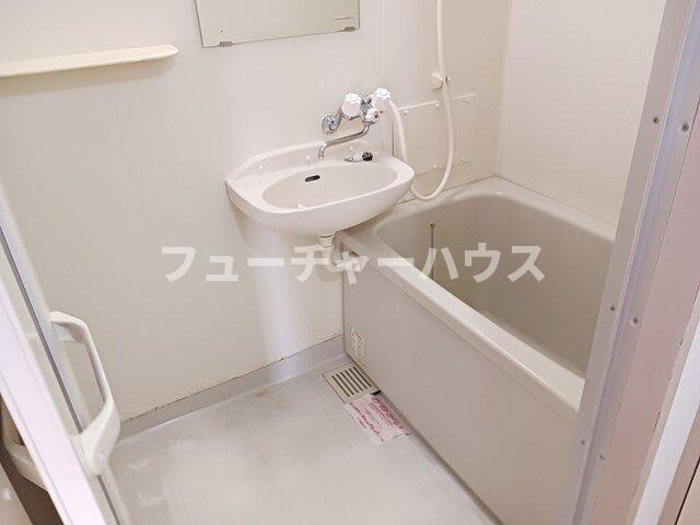 エルディム笹島の浴室