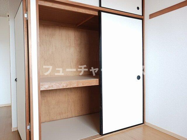 エルディム笹島の収納