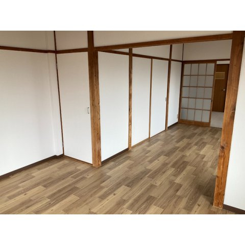 大栄コーポの居間・リビング
