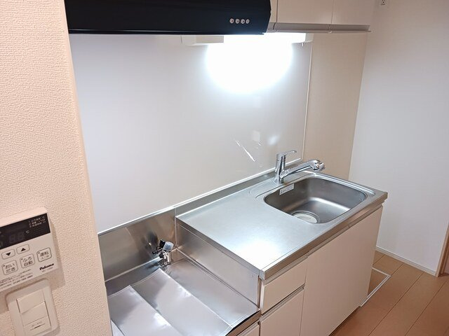 松の木　伍番館のキッチン