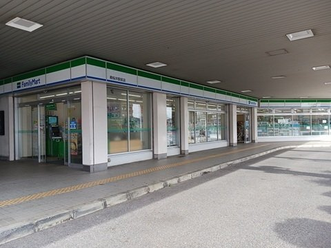 ピテラ　ビアンカの周辺|ファミリーマートまで96m