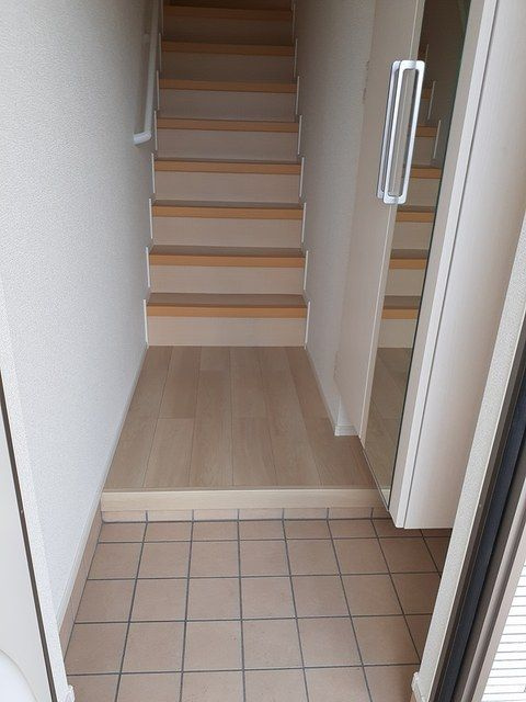 ローザ　ローザの玄関