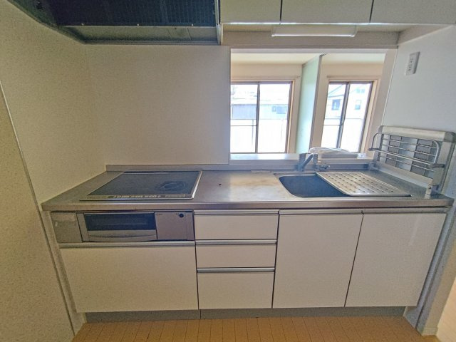 シャーメゾン下中条のキッチン