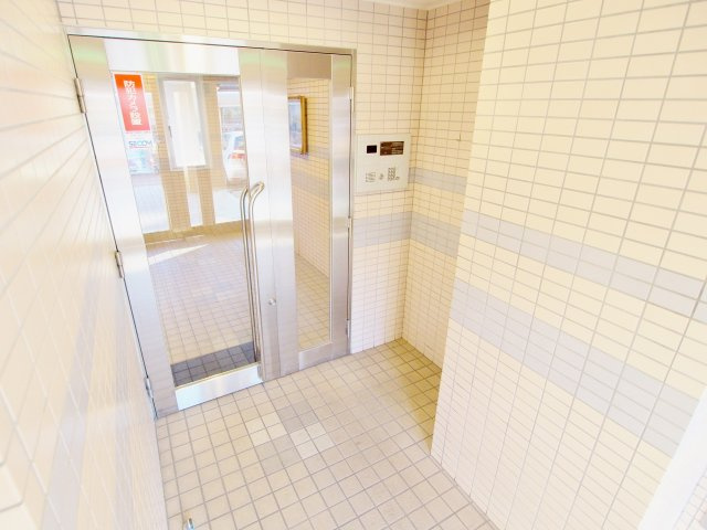 ステージT0のエントランス