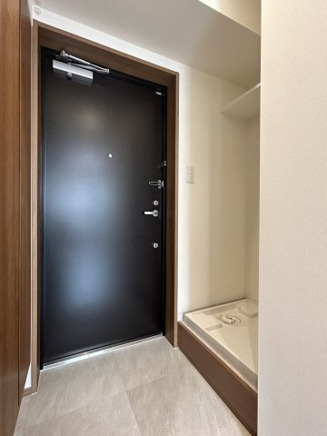 ステラコート北浦和の玄関|明るい玄関です