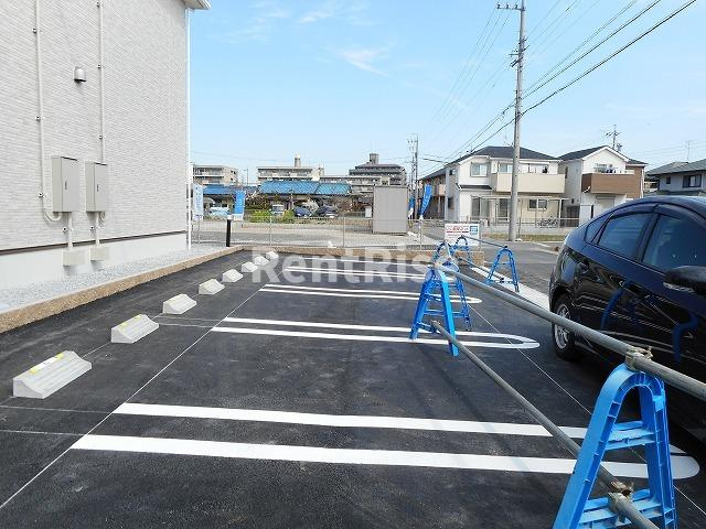 レジェンドⅡの駐車場|駐車場