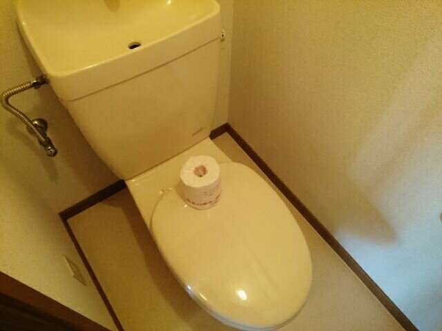 クールブラーシェＡのトイレ