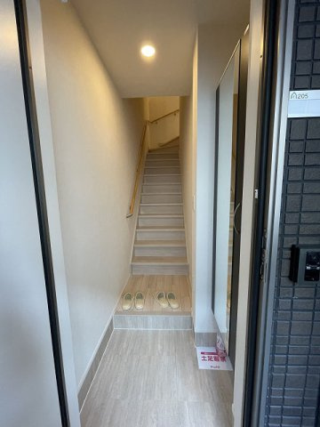 プランドール豊町の玄関