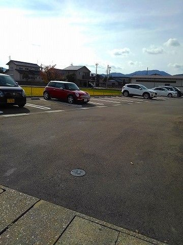 かきつばたの駐車場