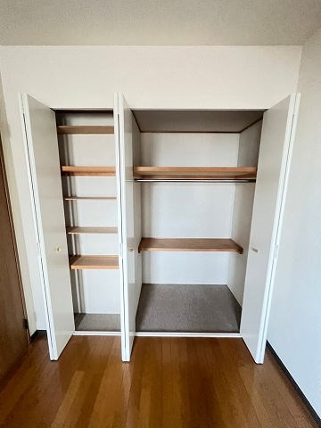 レーベンハイム西川の収納