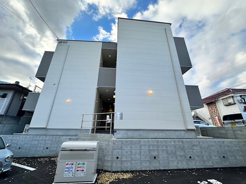 熊本市中央区黒髪２丁目のアパート