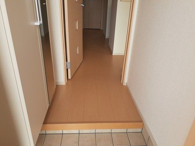 グリーン　ガーデンの玄関