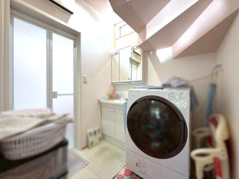香南市野市町兎田の中古一戸建の洗面所