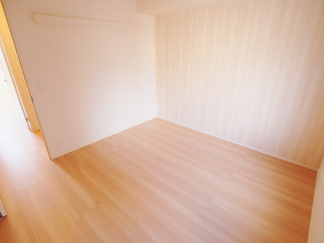 Ｃａｍｐｈｏｒａ　Ｔｒｅｅの洋室