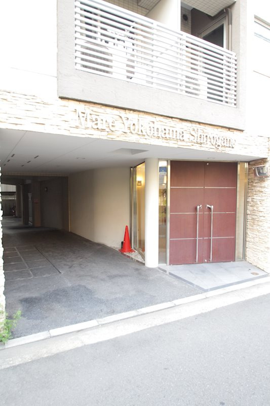横浜市南区白金町１丁目の賃貸マンションの外観