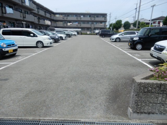 マウンティン・ツーの駐車場