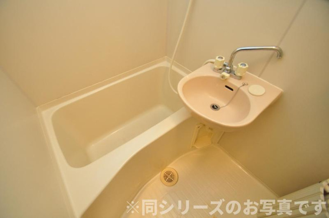 【洗面所】 | フォーラム箱崎　★プライスホームなら仲介手数料が割引価格です！★