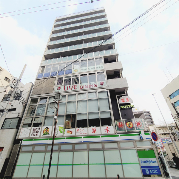 横浜翠葉BuildingⅠの外観
