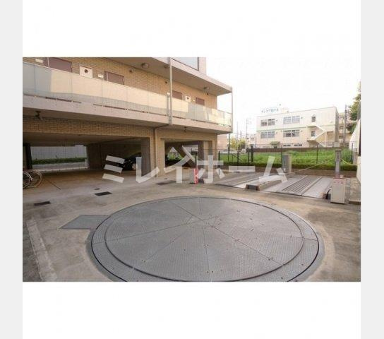 魔法の森の駐車場
