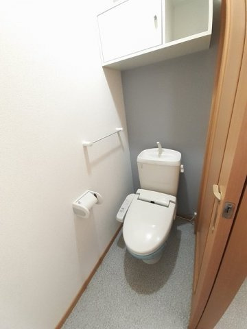 プリムローズ　Ｄのトイレ|ゆったりとした空間のトイレです