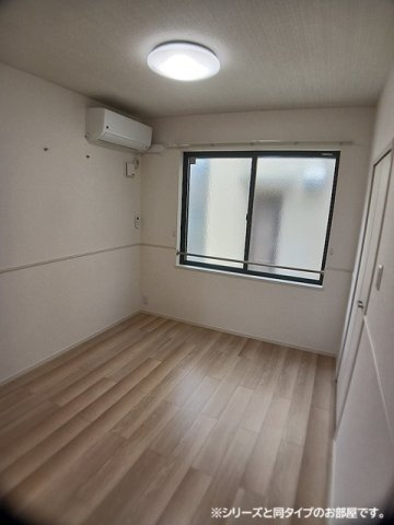 カーサ・ルナの洋室