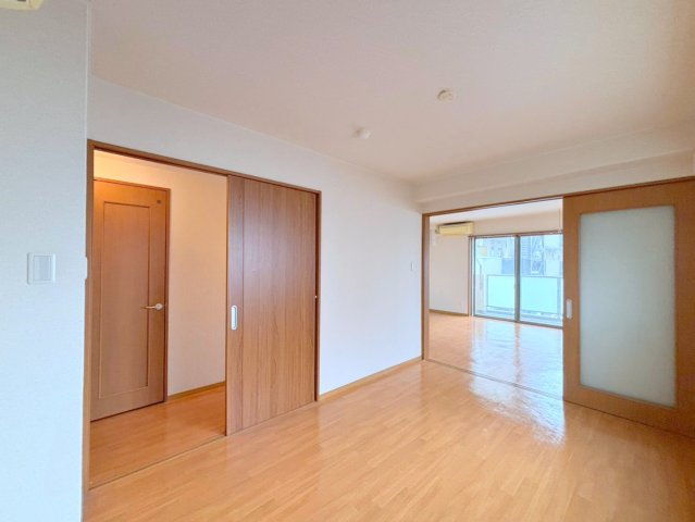 田中ハイツの洋室|広々とした洋室です