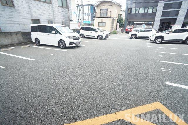 熊本市中央区水前寺５丁目の賃貸マンションの駐車場