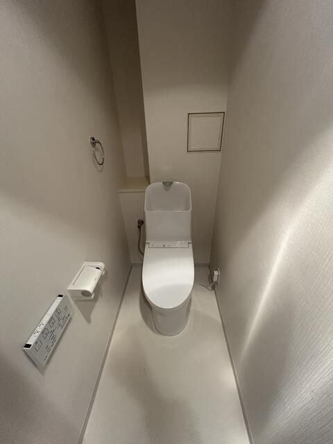 川口市南鳩ヶ谷７丁目の賃貸マンションのトイレ