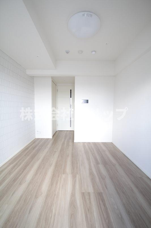 SHOKEN Residence 横浜戸部の居間・リビング