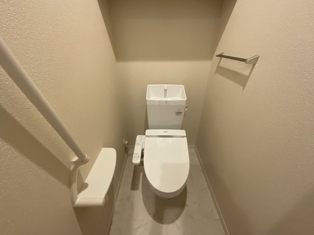 【トイレ】 | シャーメゾンリバーサイド北六甲 | ゆったりとした空間のトイレです