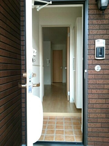 ノースリバーⅡ番館　Ｂの玄関