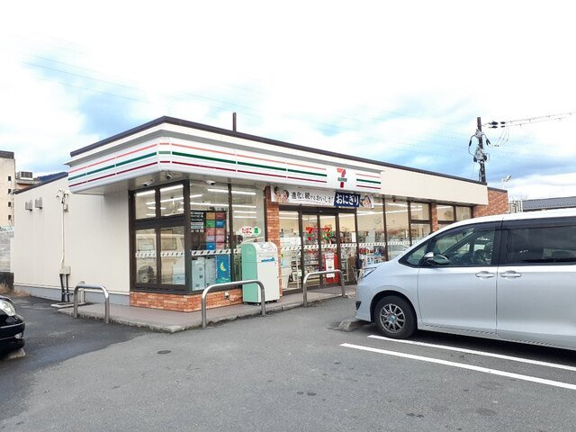カーサスカイⅢの周辺|セブンイレブン 山科勧修寺店まで110m