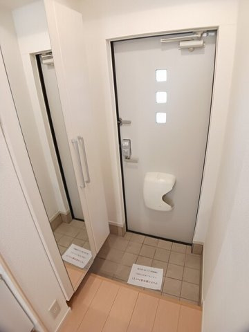 カーサスカイⅢの玄関
