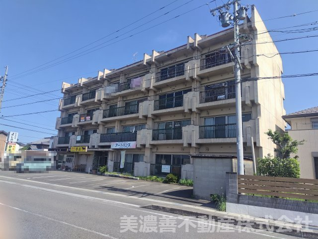 ６５４０５　岐阜市茜部神清寺事業用の外観