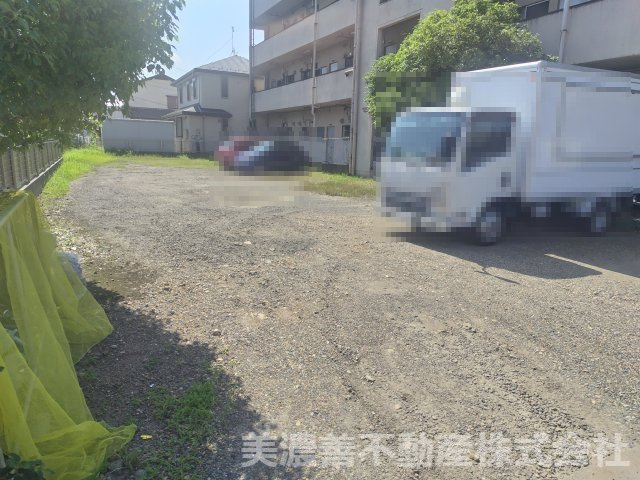 ６５４０５　岐阜市茜部神清寺事業用の駐車場