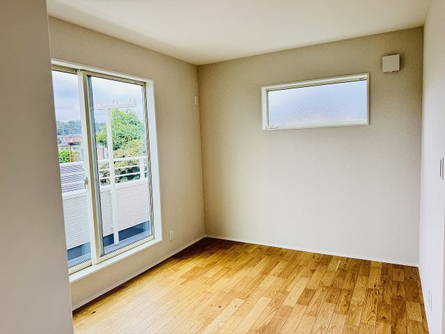 八王子市　元八王子町　新築一戸建て　７期の寝室|～2階バルコニーに面している6.0帖の主寝室～