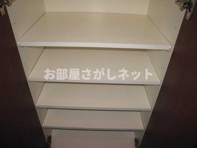 ステージファースト三軒茶屋アジールコートⅡ【おとり物件なし】#学生・社会人にオススメ！の収納|下駄箱