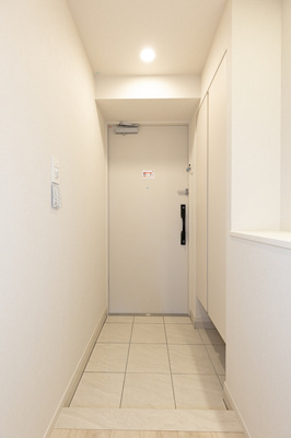 【玄関】 | ＲＪＲプレシア東十条ガーデン | ※写真は同タイプ住戸です。