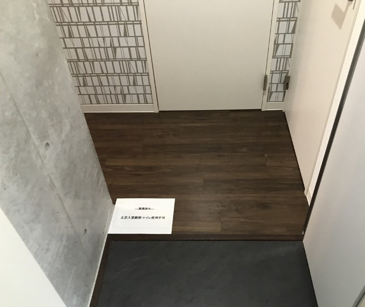COCOFLAT板橋の玄関