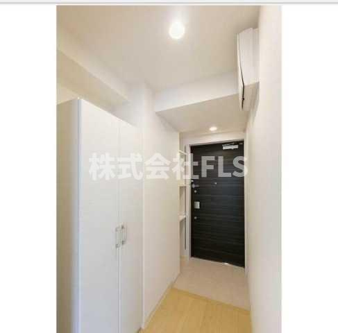 港区赤坂６丁目の賃貸マンションの玄関