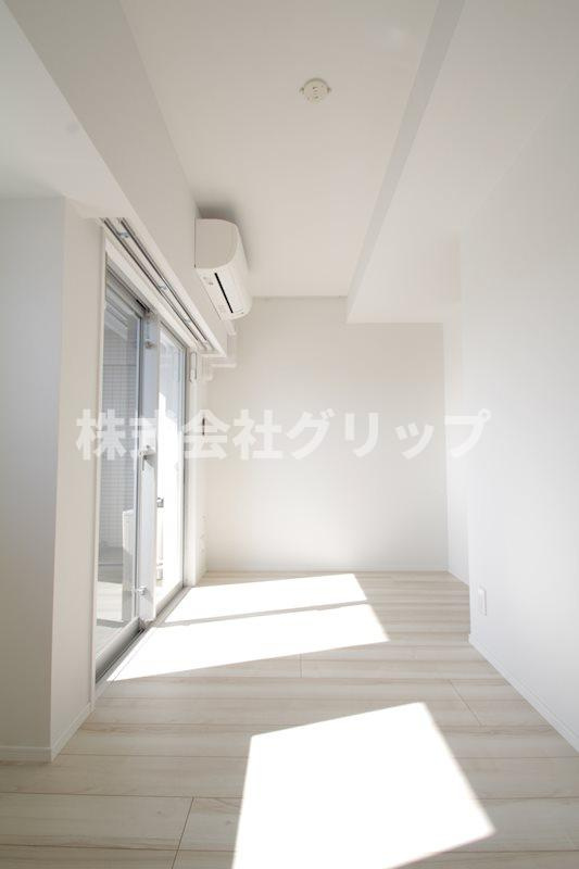 リヴシティ横濱新川町弐番館の居間・リビング