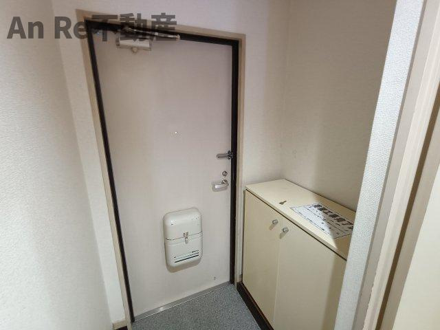 リバーサイド東川口NO1の玄関
